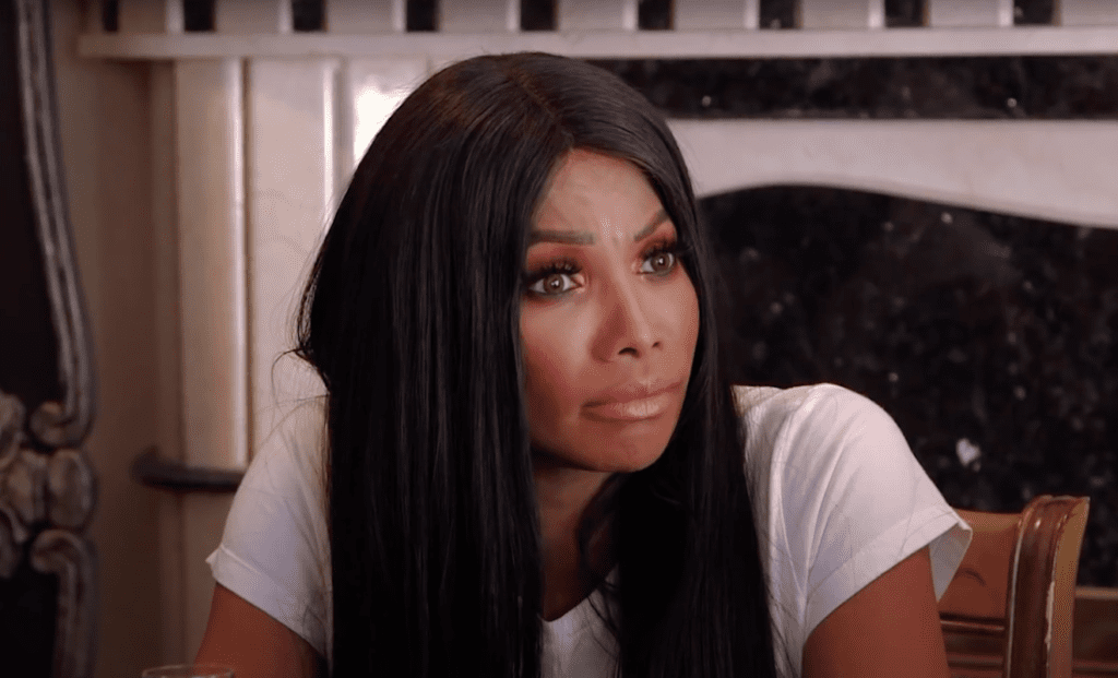pepa not leaving guhh ‘Growing Up Hip Hop’ Fan Asks Pepa if She’s Quitting the Show + She Responds