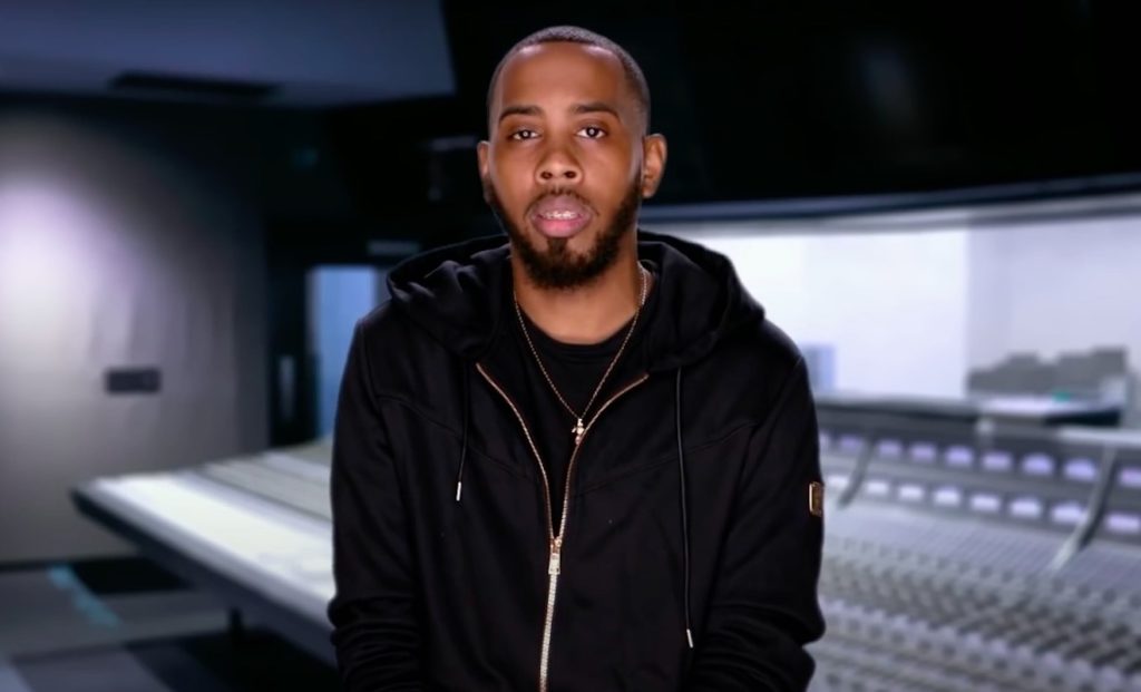 jojo simmons defends his wife ‘Growing Up Hip Hop’ Star Jojo Simmons Responds After Someone Comes for His Wife