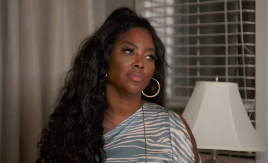 kenya moore bolo Kenya Moore Responds After a Viewer Accuses Her of Jealousy Amid the Bolo Controversy