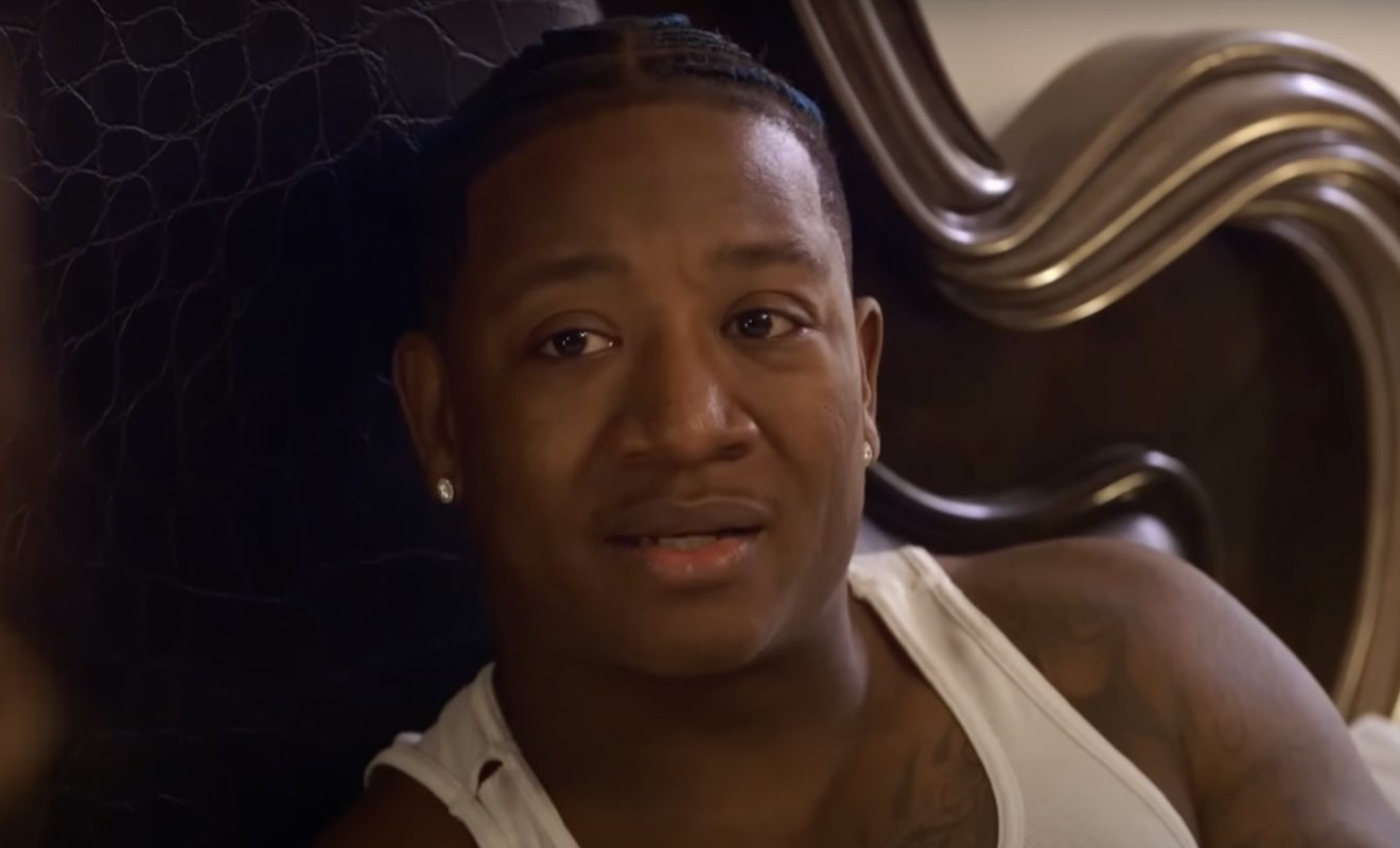 Yung Joc's Blue Hair Stuns Fans - wide 3