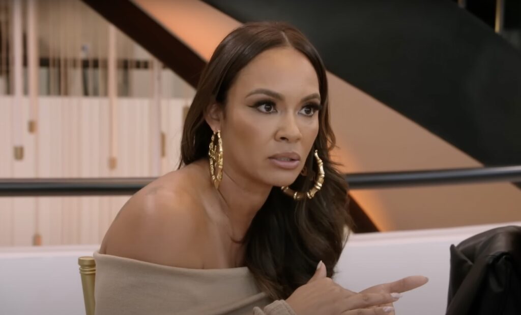 Jennifer Williams’ Husband Slams Evelyn Lozada Amid Multiple Accusations & Legal Issues Jennifer Williams’ Husband Slams Evelyn Lozada Amid Multiple Accusations & Legal Issues