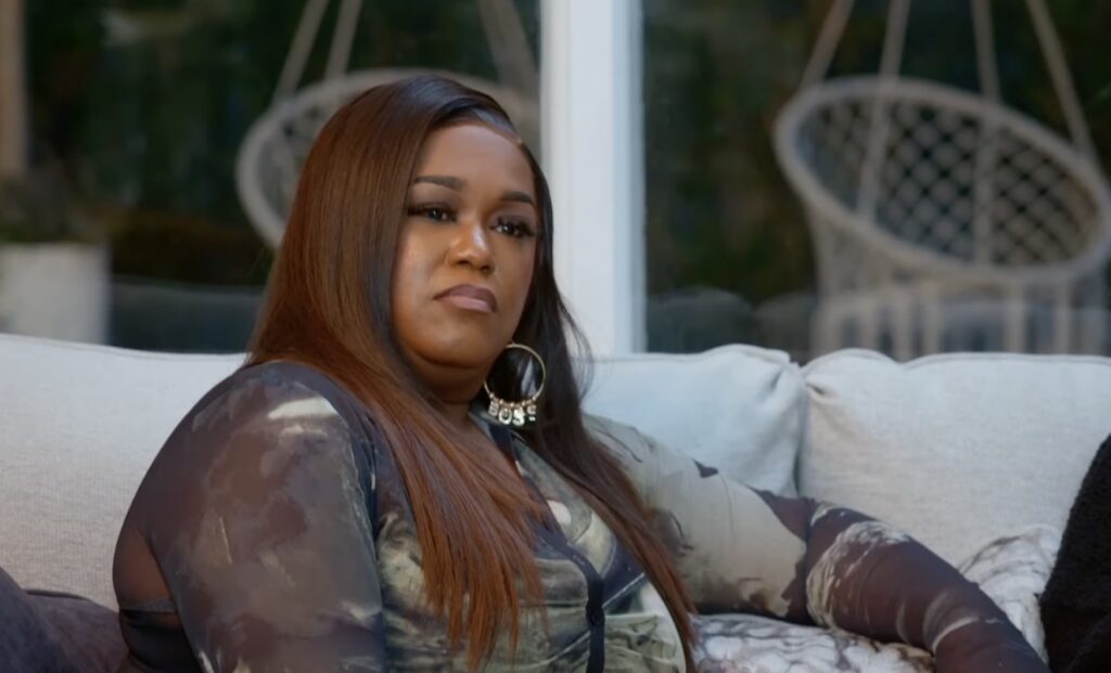 ‘Belle Collective’ Husband Glen Pearson Runs up on Lateshia Pearson’s Manager